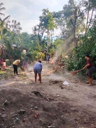 Kegiatan Gotong Royong Di Masing-Masing Banjar